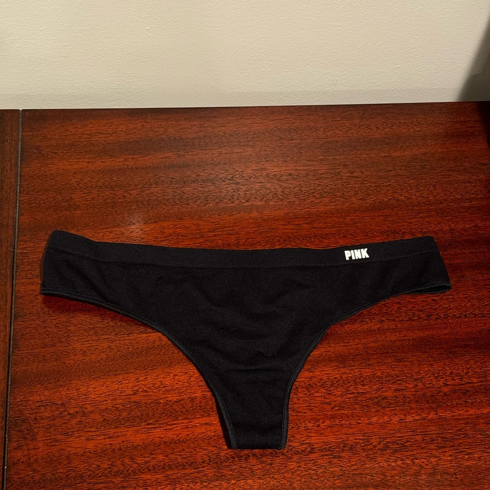 NWT Victoria Secret thong and 2nd no tags unworn